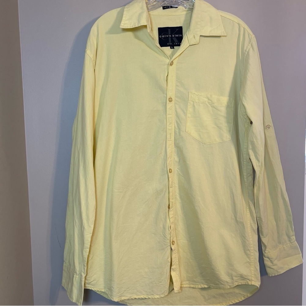 Calvin Klein Vintage Men's Light Yellow Button Down Shirt